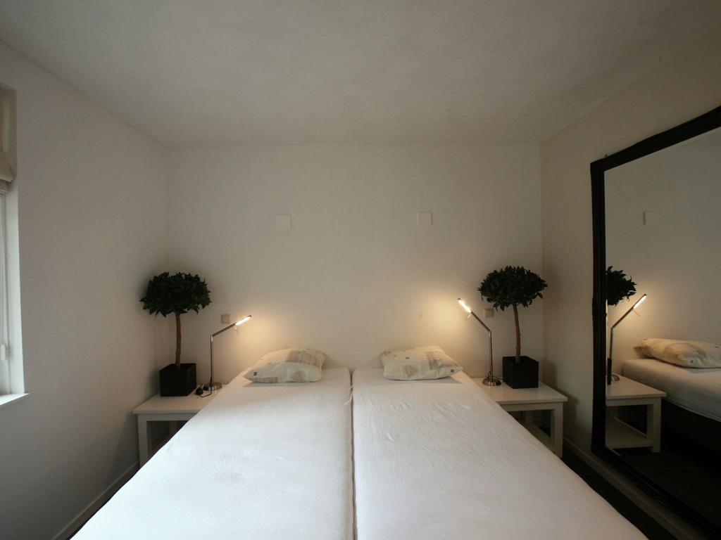 Luxury, Design House With A Fireplace At The Bedafse Bergen Uden Cameră foto